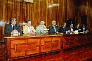 estreno-de-la-revolucion-restauradora-a-la-revolucion-bolivariana_ld